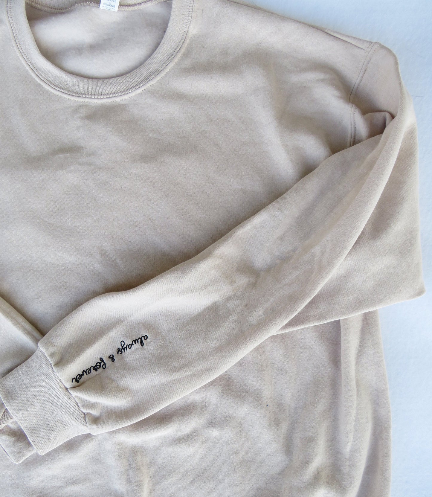 Embroidered Arm Cuff Sweatshirt